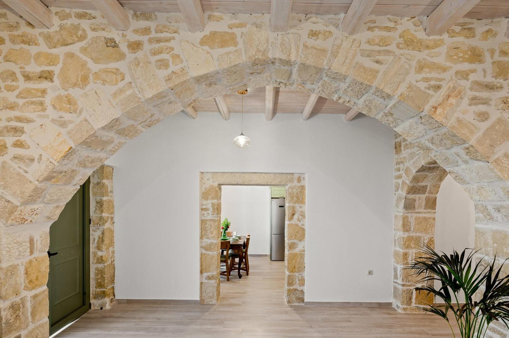 פיטסידיה Papadia Luxury Apartments מראה חיצוני תמונה